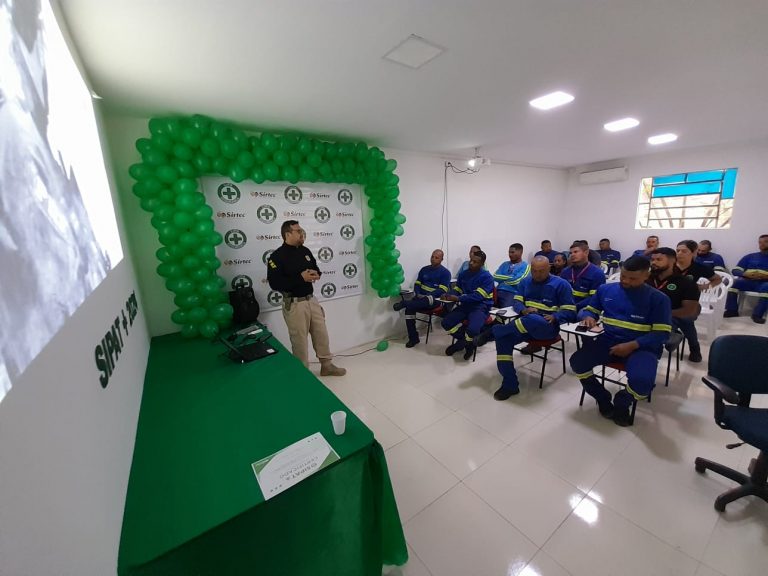 Base de Itaberaba recebe palestra sobre trânsito no segundo dia da SIPAT